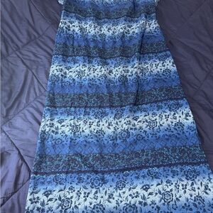 Blue Floral Maxi Dress With Slit in the back size 14 by Draper’s & Damon’s